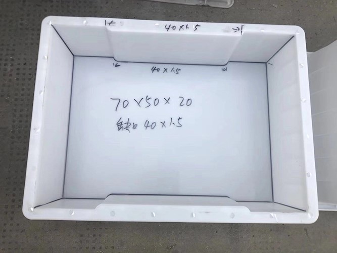 蓋板模具